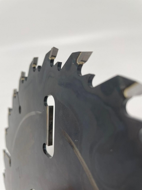 Пила дисковая Ø250 х 50 х 3,6/2,5 Z (24 + 24) + 4 WoodTec