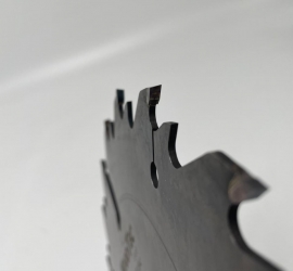 Пила дисковая Ø300 х 50 х 3,5/2,2 Z = 18 + 18 + 4 WoodTec